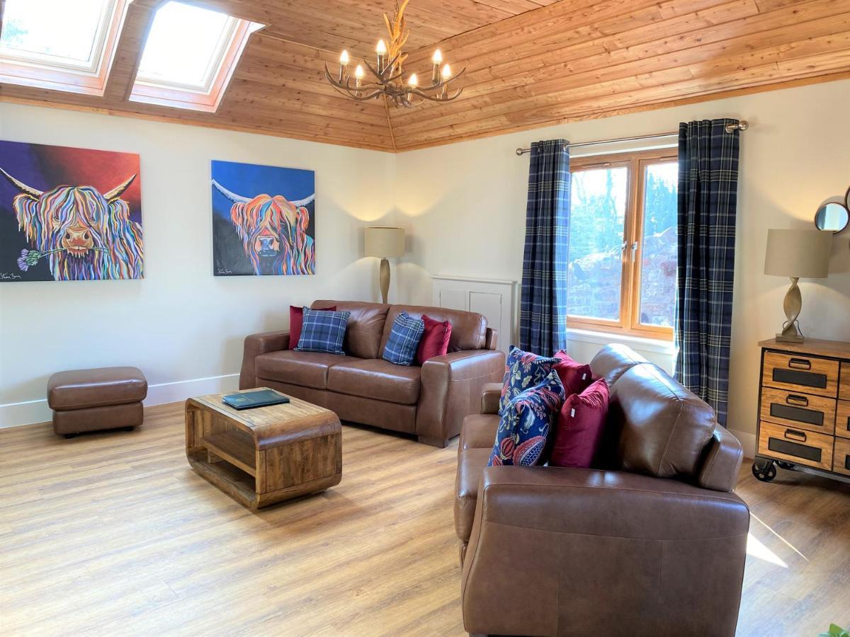 Pheasant Lodge With Hot Tub Forgandenny 외부 사진